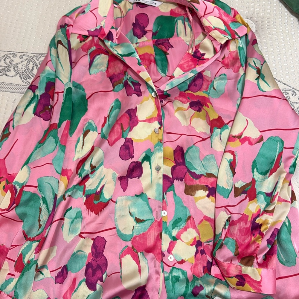 Zara Satin effect Floral blouse